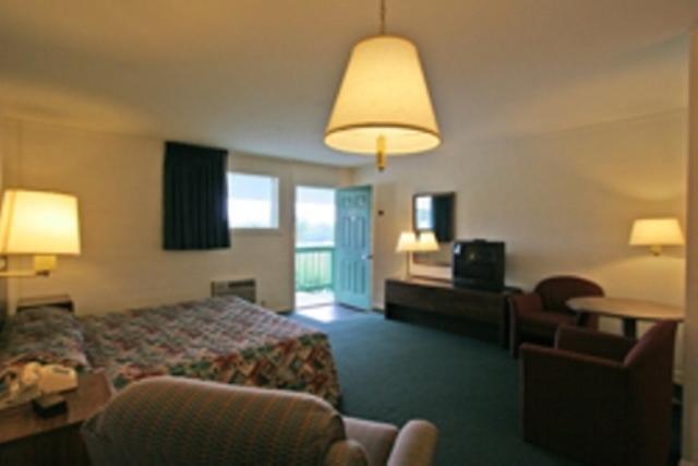 Hotel Lake Anna Glenora Room photo